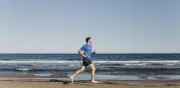 TENA aborda la salud urinaria masculina y rompe el estigma de la incontinencia