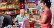Tienditas mexicanas ganan hasta 12,000 pesos extra al mes como puntos de entrega