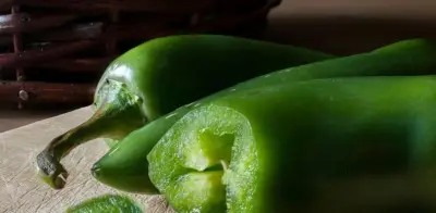 Alerta por brote de salmonela en EE.UU. vinculado a jalapeños de Sinaloa