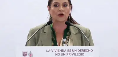 Brugada entrega 3,196 créditos para vivienda en CDMX con inversión de 525 mdp