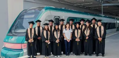 Egresa primera generación de técnicos ferroviarios del CONALEP para el Tren Maya