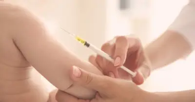 FDA aprueba vacuna Covid-19 para niños desde 6 meses en EE.UU.