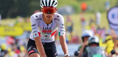 Isaac del Toro firma con UAE Team Emirates hasta 2031