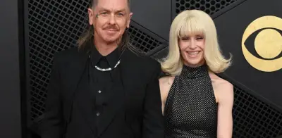 Kelly Osbourne rompe con Sid Wilson y exige manutención y sus perros