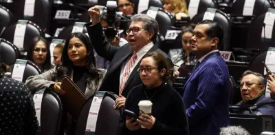 Morena convoca a plenaria el 30 de agosto para revisar paquete económico y reformas