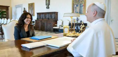 Papa León XIV se reúne con la mexicana María Montserrat Alvarado