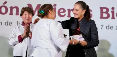 Sheinbaum entrega pensiones y anuncia obras en Naucalpan