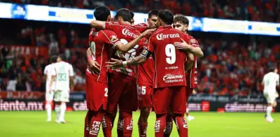 Toluca vence a Necaxa 3-1 con expulsiones y 'Ley Prestianni'