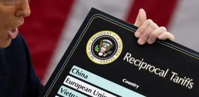 Trump impone arancel del 15% al polisilicio para proteger industria nacional