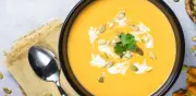 Crema de flor de calabaza: receta gourmet para una comida elegante