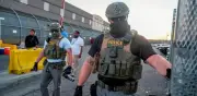 Familia de salvadoreño muerto bajo custodia de ICE denuncia negligencia médica