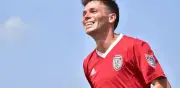 ICE detiene a futbolista argentino antes de viajar a una final y desata polémica