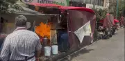 Incendio por fuga de gas deja herido a vendedor en centro de CDMX