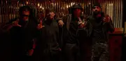Ladrones estrena 'Arriba la L' y responde a sus haters con humor