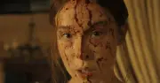 Netflix revela tráiler de la serie Monstruo: La historia de Lizzie Borden