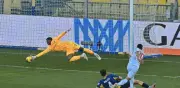 PSG pagaría 33 millones por Zion Suzuki, portero japonés del Parma