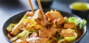 Receta de yakisoba con carne de cerdo al estilo chino