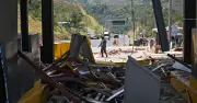 Violencia marca inicio del gobierno colombiano con dos explosiones